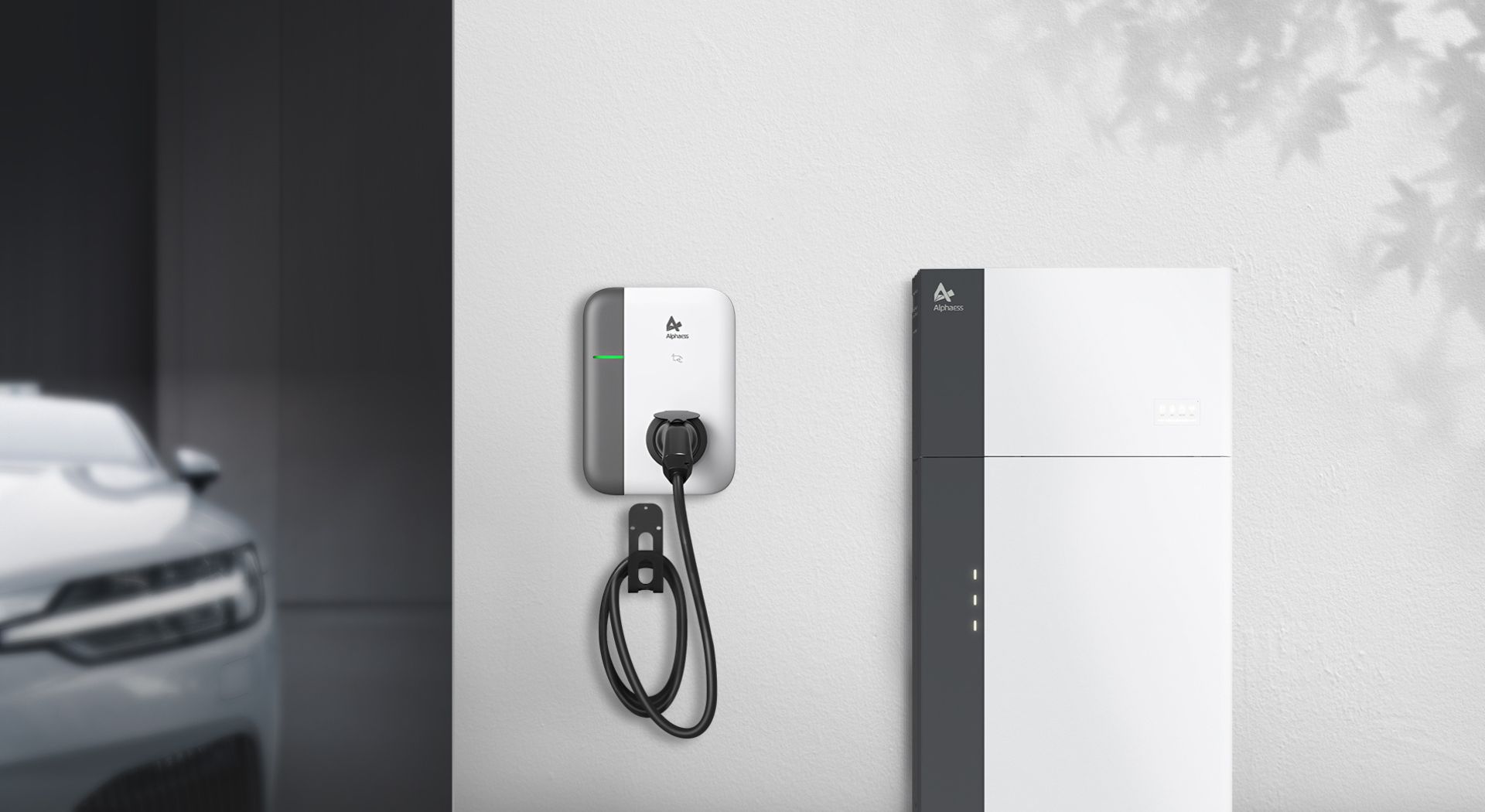 Een laadpaal in combinatie met een thuisbatterij