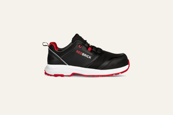 Waterafstotende S3-werkschoenen Pulse Redbrick - Outfit company wear blog verschil waterdicht en waterafstotend