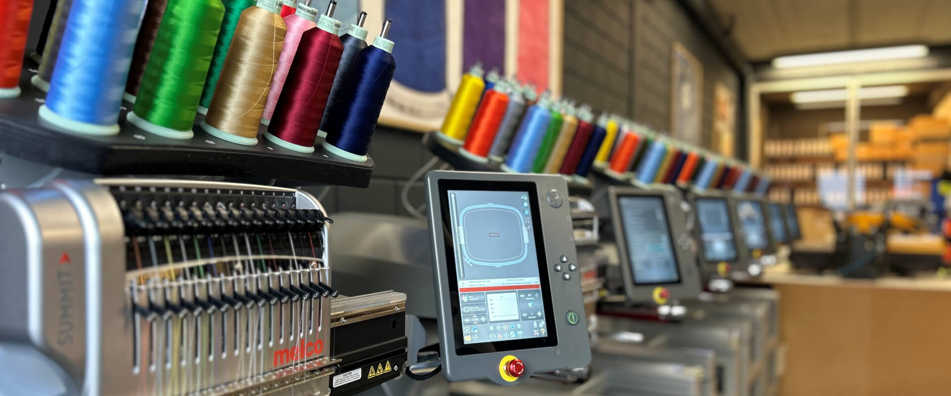 Nieuwe Melco borduurmachines bij Outfit company wear 1920×800 (1)